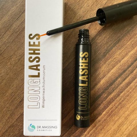 Wimpersum von Dr. Massing Cosmetics
